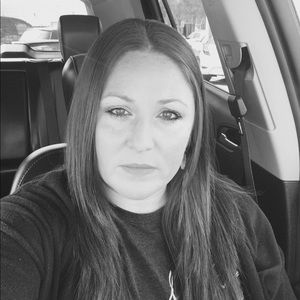 Meet your Posher, Leticia